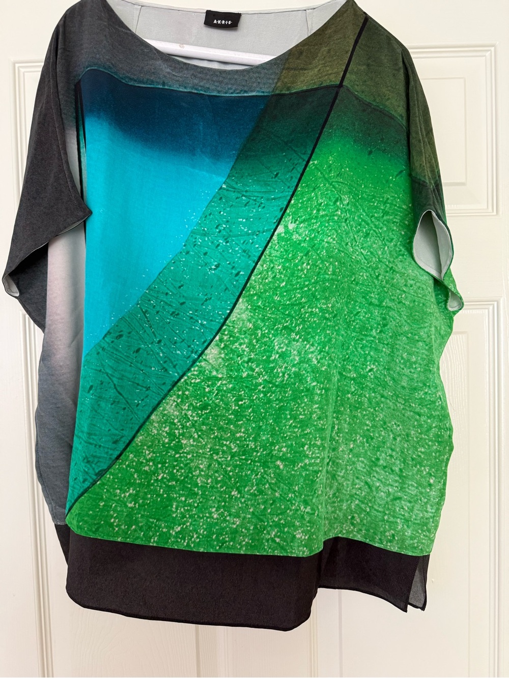 Akris 100% silk Colorblock Green Teal and Black Draped Tunic